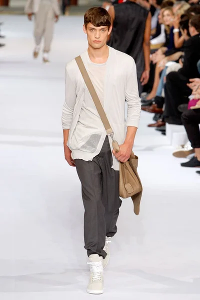 Look 31